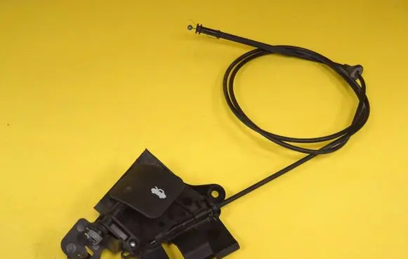 Ford Fiesta Engine bonnet/hood lock release cable 2S6H16C657AC 2S6H-16C657-AC