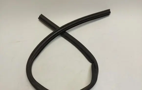 Opel Grandland X Wiper trim OPEGRANUSZ338027