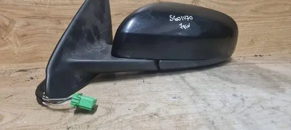 Volvo V70 Front door electric wing mirror 