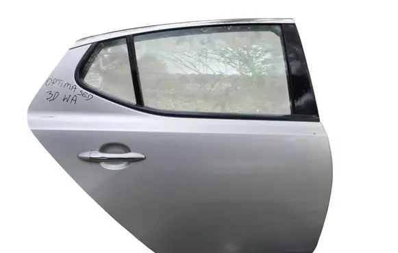 KIA Optima Rear door