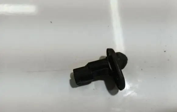 Opel Omega B2 Front door sensor 8658