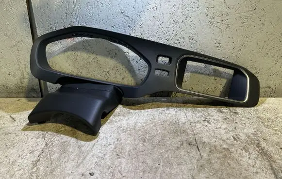 Volvo V40 Dashboard trim 31389535 0P502157 31393107580