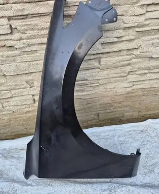 Mazda 3 Fender SYMA027