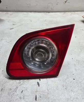 Volkswagen PASSAT B6 Tailgate rear/tail lights 273002