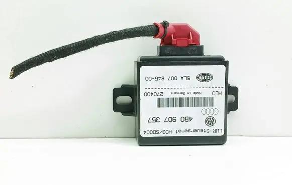 Audi A4 S4 B5 8D Light module LCM 4B0907357 5LA00784500 270400