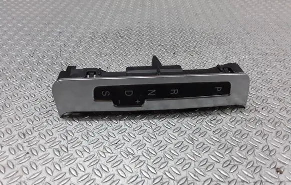 Audi A6 S6 C6 4F Gear shift selector indicator 4F1713463B
