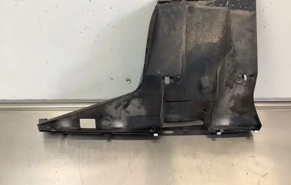 BMW 7 E38 Rear bumper mounting bracket 8125407 51128125407