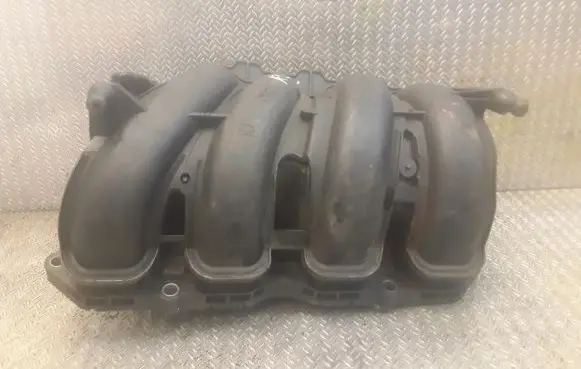 Mini One - Cooper Coupe R56 Intake manifold 7528172