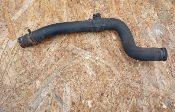 Renault Trafic II (X83) Engine coolant pipe/hose