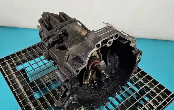 Volkswagen PASSAT B5.5 Manual 5 speed gearbox DHF IMPRK1528487