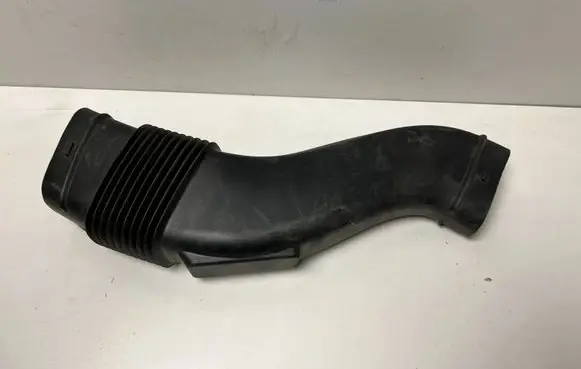 BMW X7 G07 Air intake duct part 8091868 5B57EE4