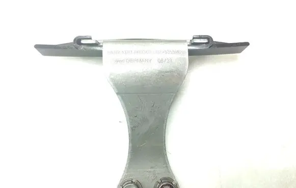 BMW 3 G20 G21 Slide rail for timing chain 8693610