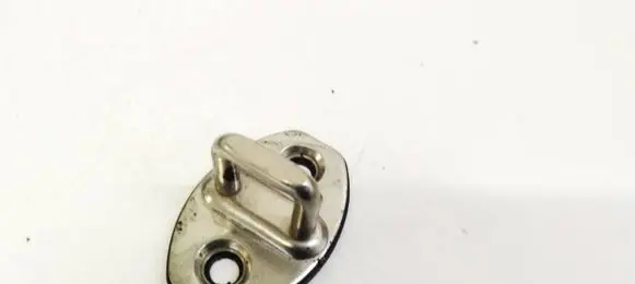 Volkswagen PASSAT B6 Front door lock loop/hook striker 3C0837033