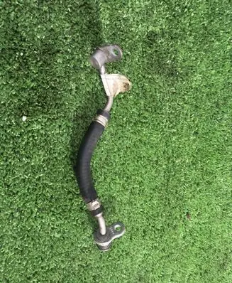 Mercedes-Benz C AMG W205 Turbo turbocharger oiling pipe/hose A1772031417