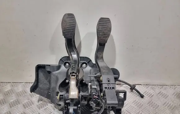 Fiat Fiorino Pedal assembly 3809550002