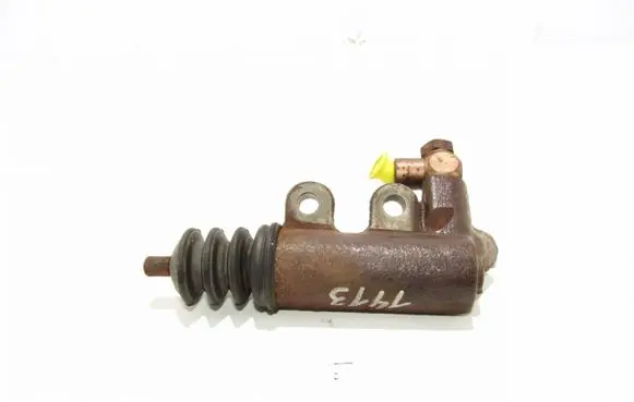 Toyota Yaris Verso Clutch master cylinder