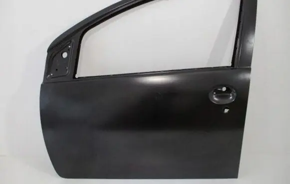Peugeot 107 Front door 1612541480