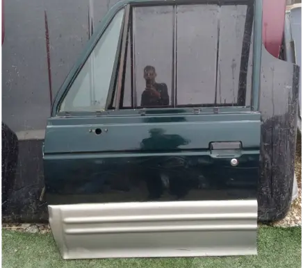 Hyundai Galloper Front door