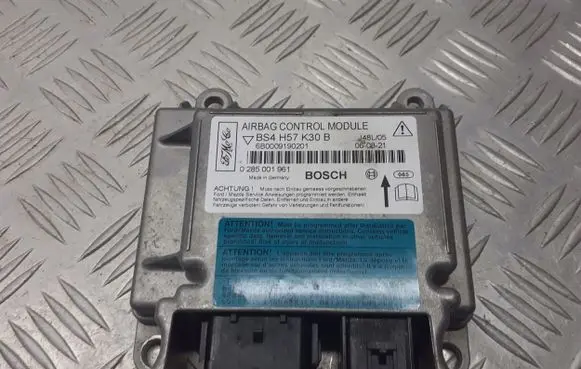 Mazda 3 I Airbag control unit/module BS4H57K30B