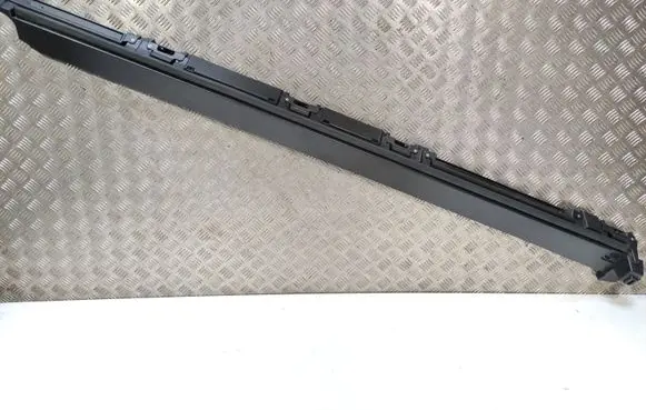 Mitsubishi Outlander IV Sill 7250A136