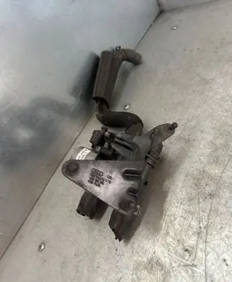 Coolant heater control valve