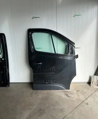 Opel Vivaro Front door 801100934R