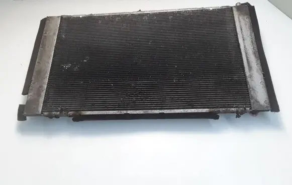 Toyota Prius (XW20) Coolant radiator 1220720111