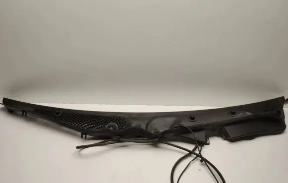 Mercedes-Benz E W212 Wiper trim A2128301213