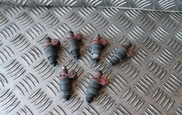 Volkswagen PASSAT B5 Fuel injectors set 078133551BA
