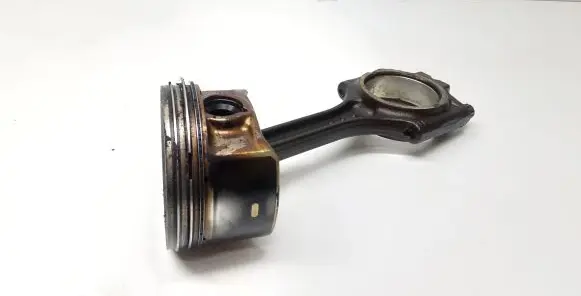 Piston