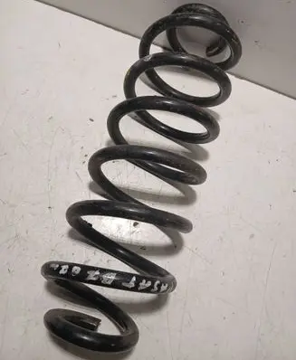 Volkswagen PASSAT B7 Rear coil spring
