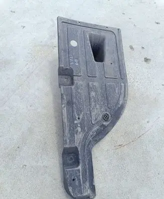 Volvo V60 Rear bumper underbody cover/under tray 31323119