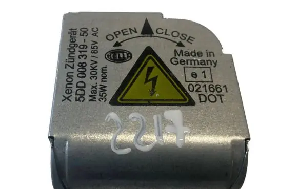 Land Rover Range Rover Sport L494 Headlight ballast module Xenon 5DD008319 5DD00831950