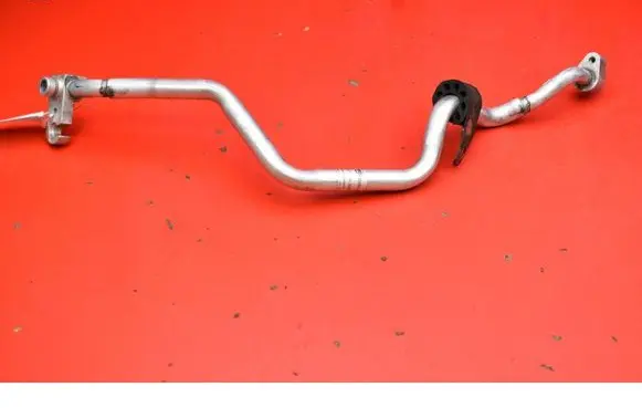 Nissan Pulsar Air conditioning (A/C) pipe/hose 924503ZU0A