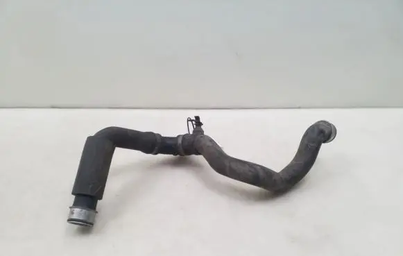 Mercedes-Benz C W203 Engine coolant pipe/hose