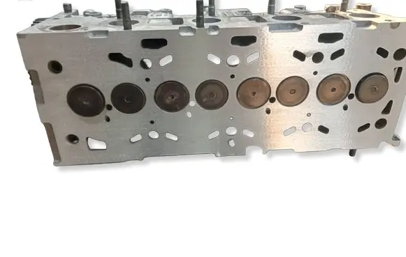 Opel Zafira B Engine head 55193091