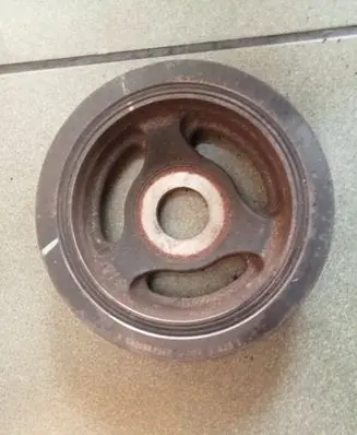 Citroen Berlingo Crankshaft pulley 0000