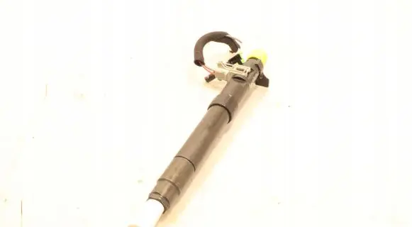 Fuel injector