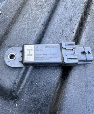 Infiniti M30 Tire pressure sensor 407401LL0A TWC1G152