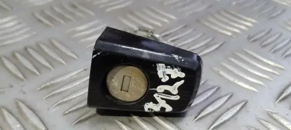 Opel Meriva B Front door lock (next to the handle) n0503740