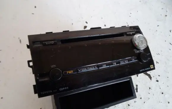 Toyota Prius (XW20) Radio/CD/DVD/GPS head unit 8612047240