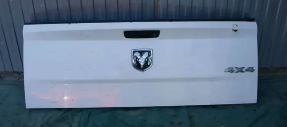 Dodge RAM Truck tailgate 