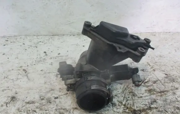 Renault Laguna II Throttle body valve 6200056650