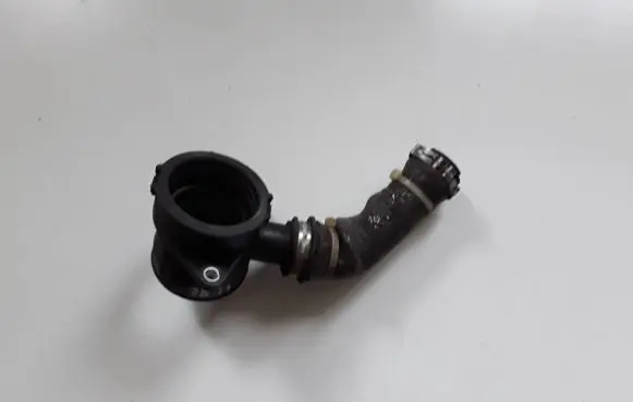 Ford Focus Brake vacuum hose/pipe AV616C784AF