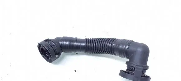 Volkswagen PASSAT B6 Breather hose/pipe 03L103493