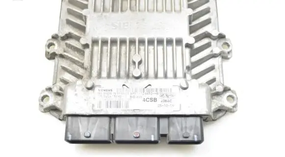 Ford Focus C-MAX Engine control unit/module 6M5112A650HB
