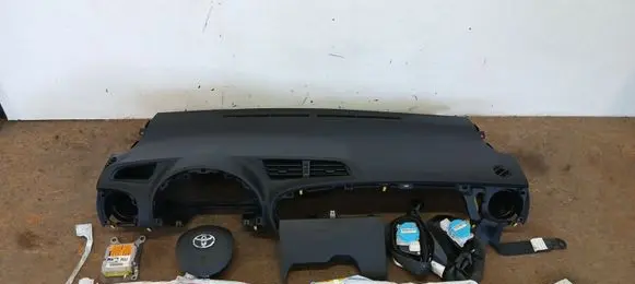 Toyota Yaris Airbag set with panel 553020D160C0