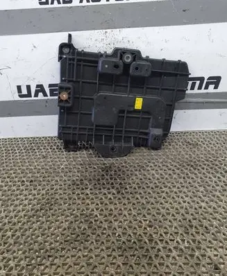 Hyundai i30 Battery tray 37150A5000