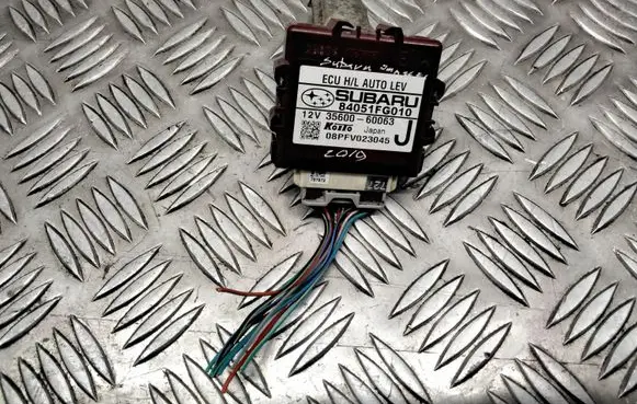 Subaru Impreza III Light module LCM 84051FG010 3560060063