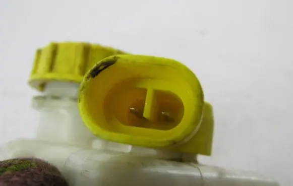 Fiat 500L Brake fluid reservoir 51886921